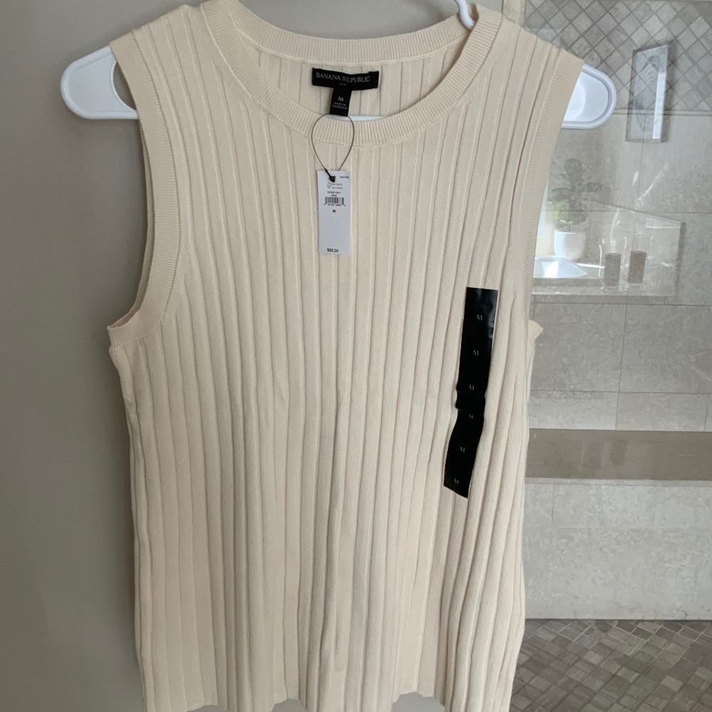 Banana Republic: Woman Ribbed Sweater Tank